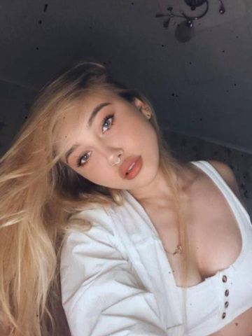 Виктория Мариlyn